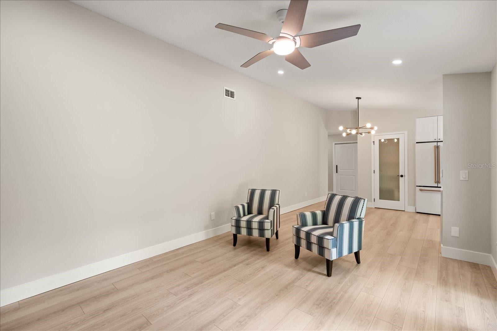 BAY LAKES AT GRANADA SEC 04 - Residential