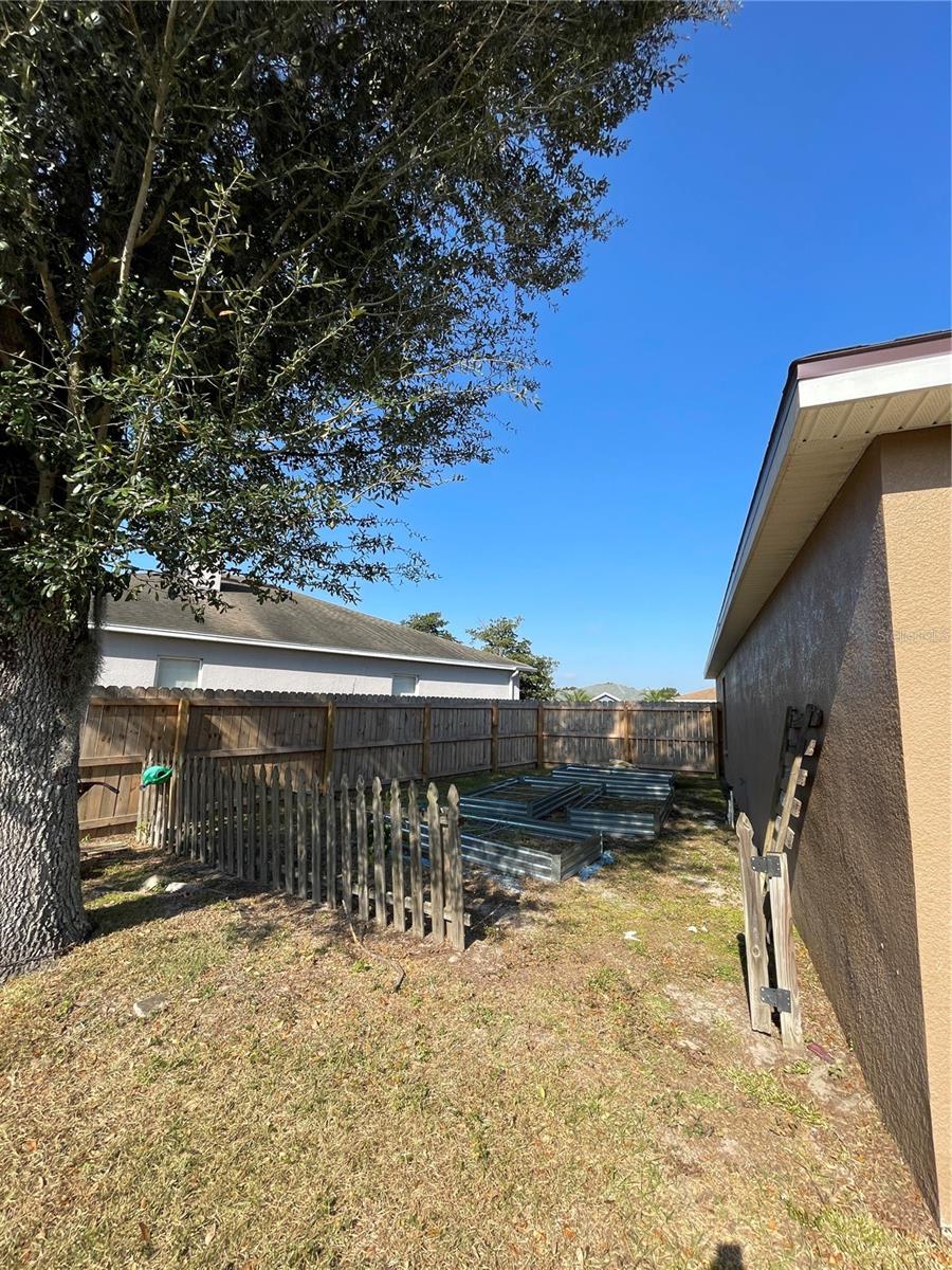 WINCHESTER ESTATES - Residential Lease