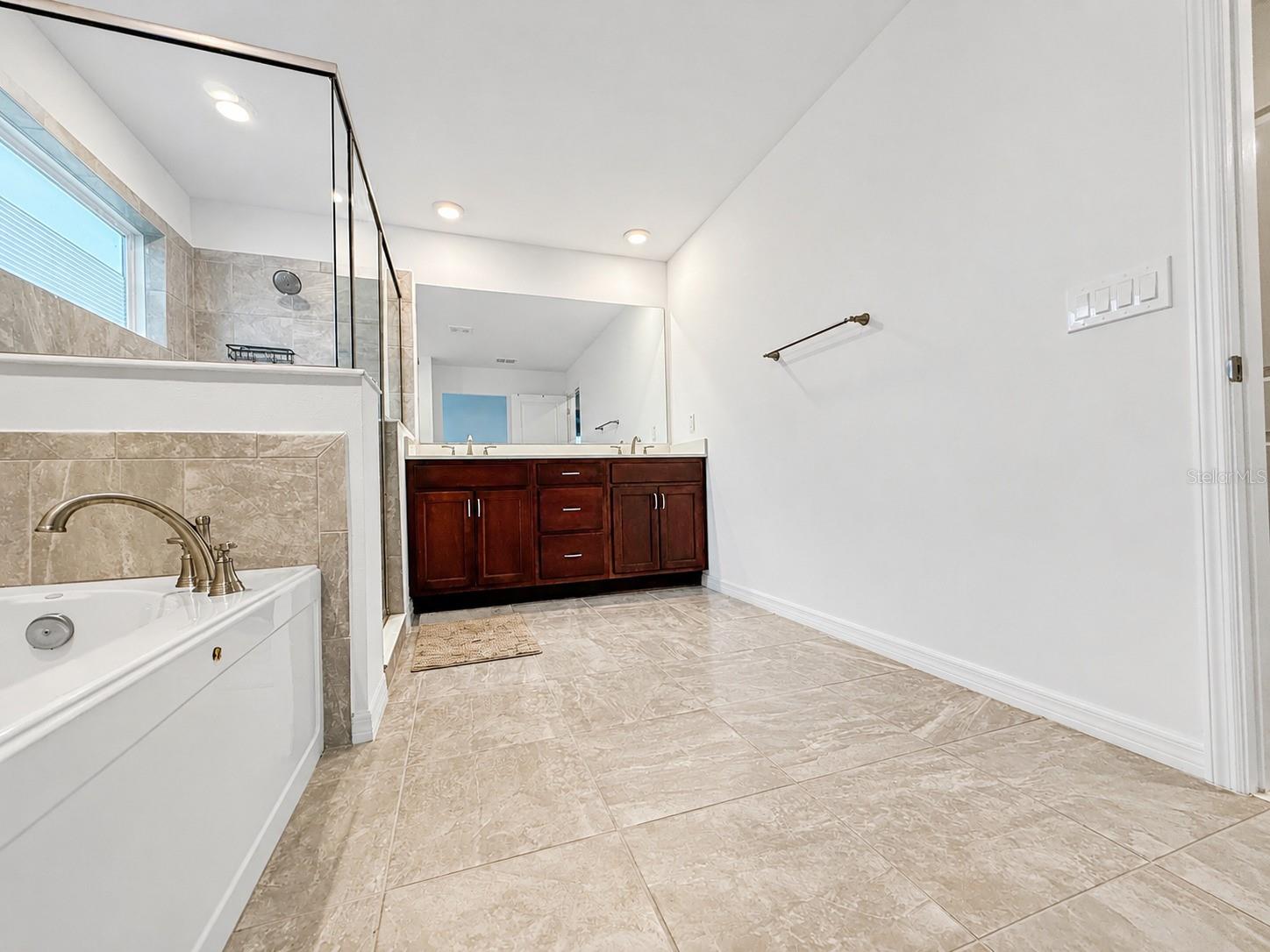 CALESA TOWNSHIP - Residential Lease