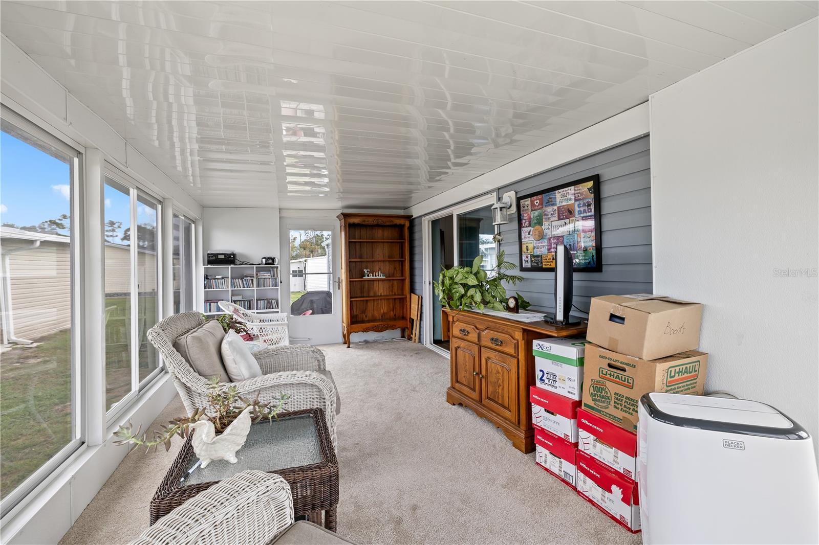 LA CASA MHP CO-OP - Residential