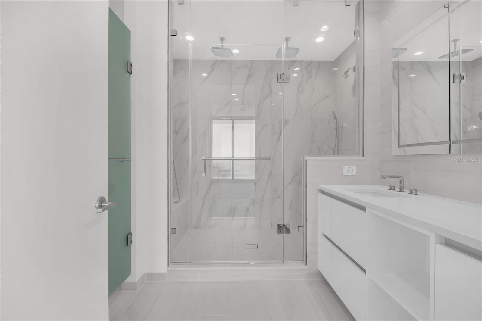 400 CENTRAL - Residential