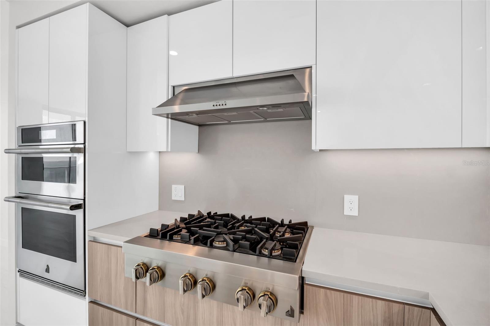 400 CENTRAL - Residential