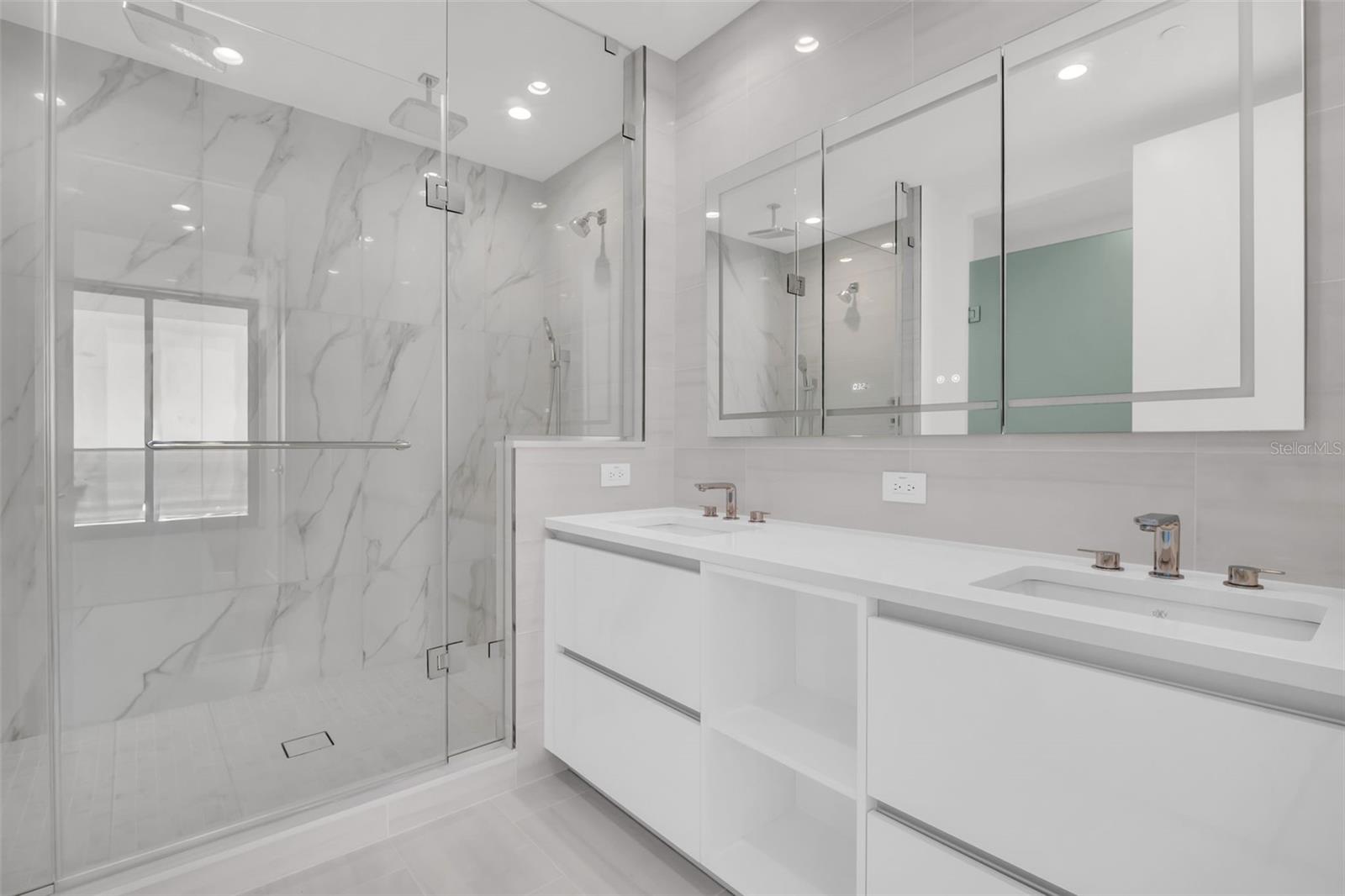 400 CENTRAL - Residential