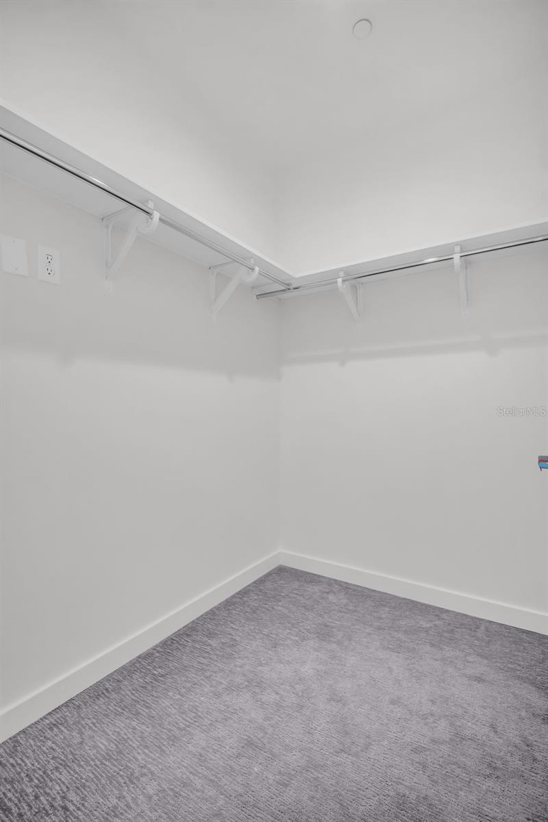 400 CENTRAL - Residential