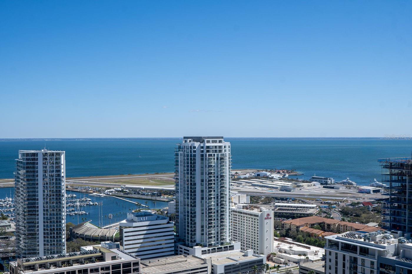 400 CENTRAL - Residential