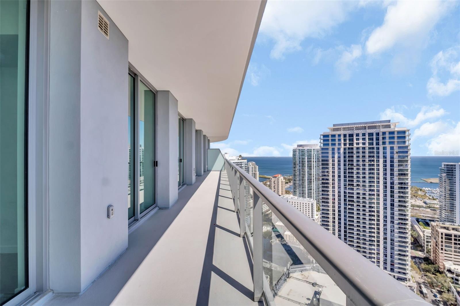 400 CENTRAL - Residential