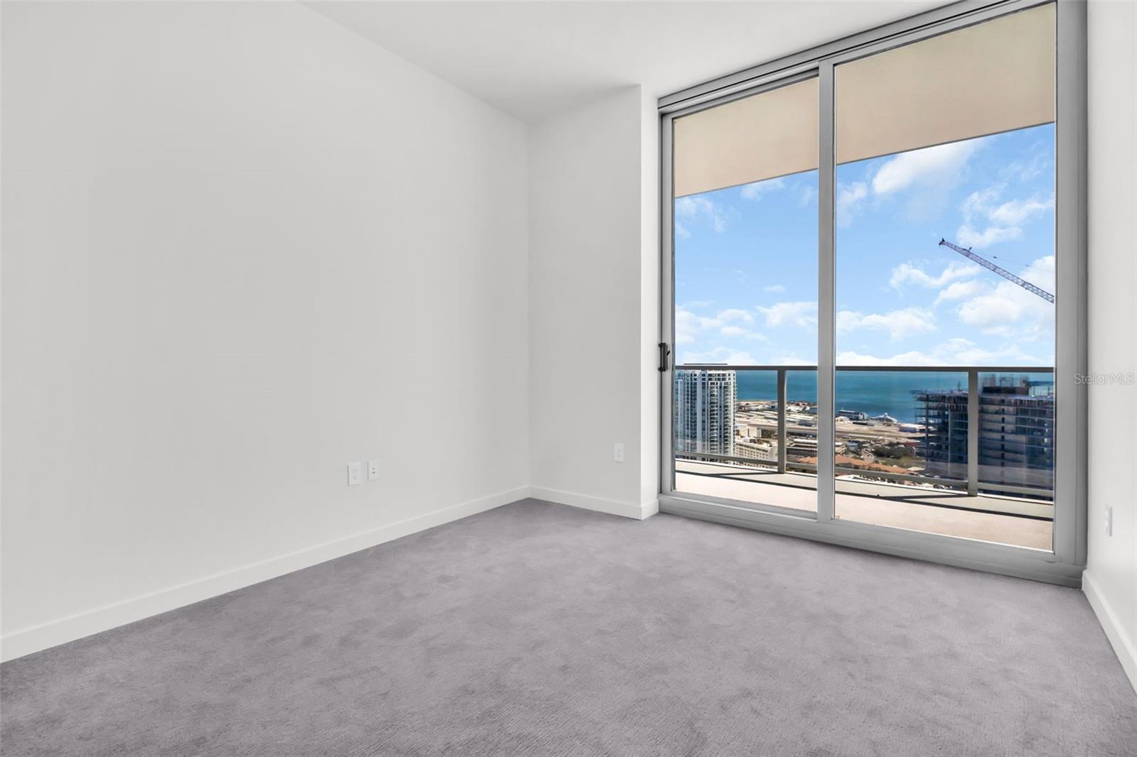 400 CENTRAL - Residential