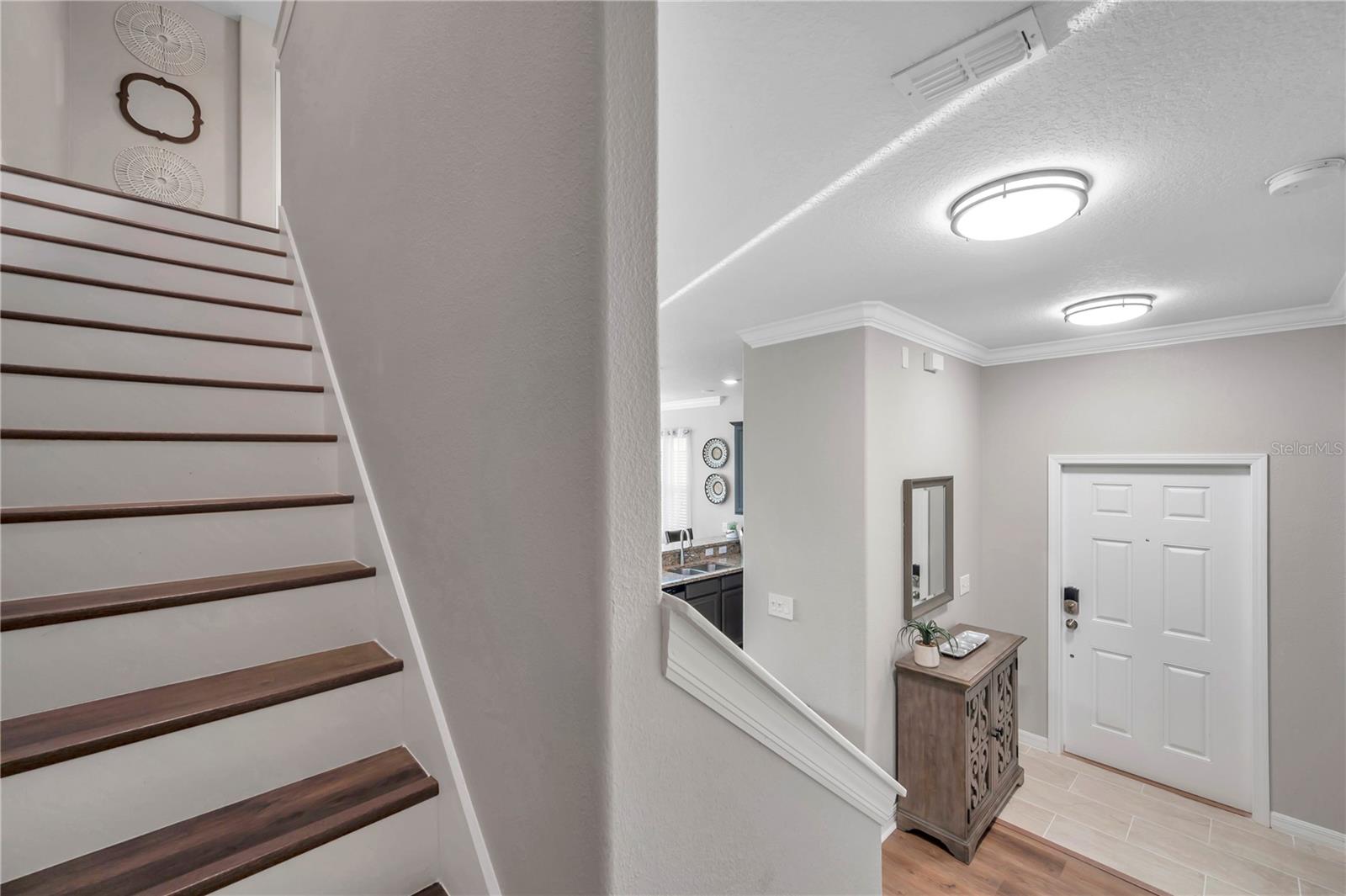 VERANDAH TWNHMS - Residential Lease
