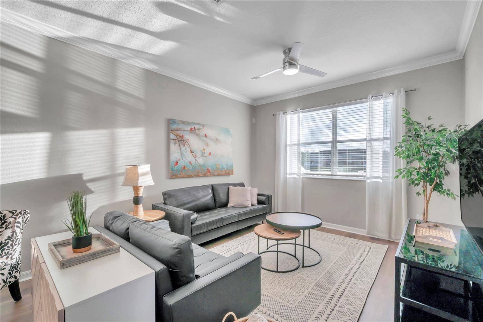 VERANDAH TWNHMS - Residential Lease