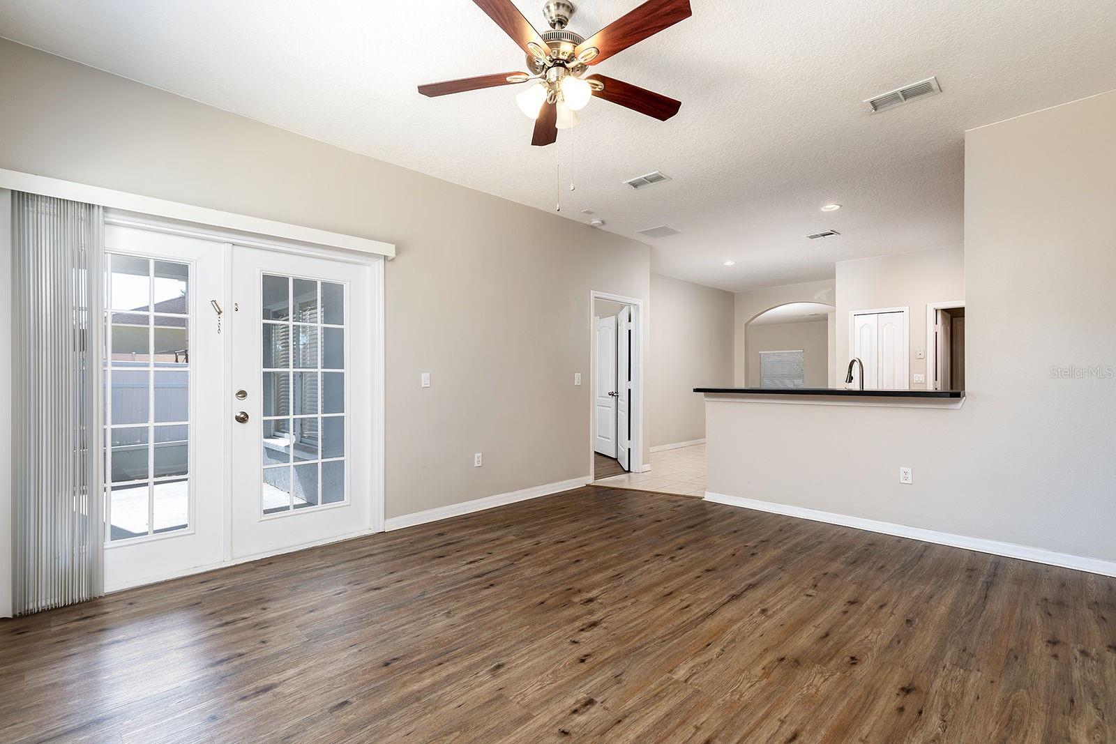 ROBINSON HILLS - Residential