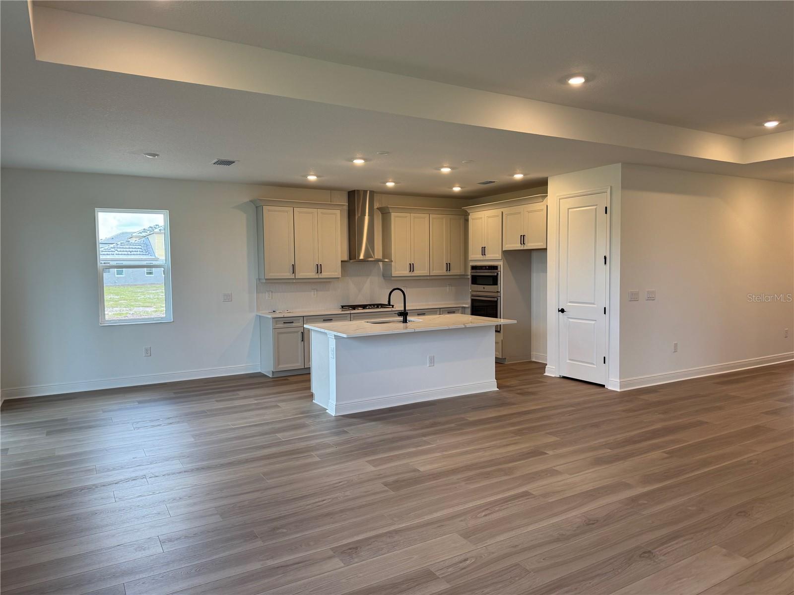 7561 NIGHTHAWK DRIVE
