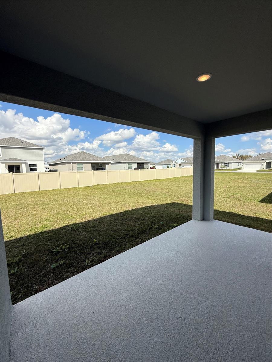 BROADLEAF - Residential