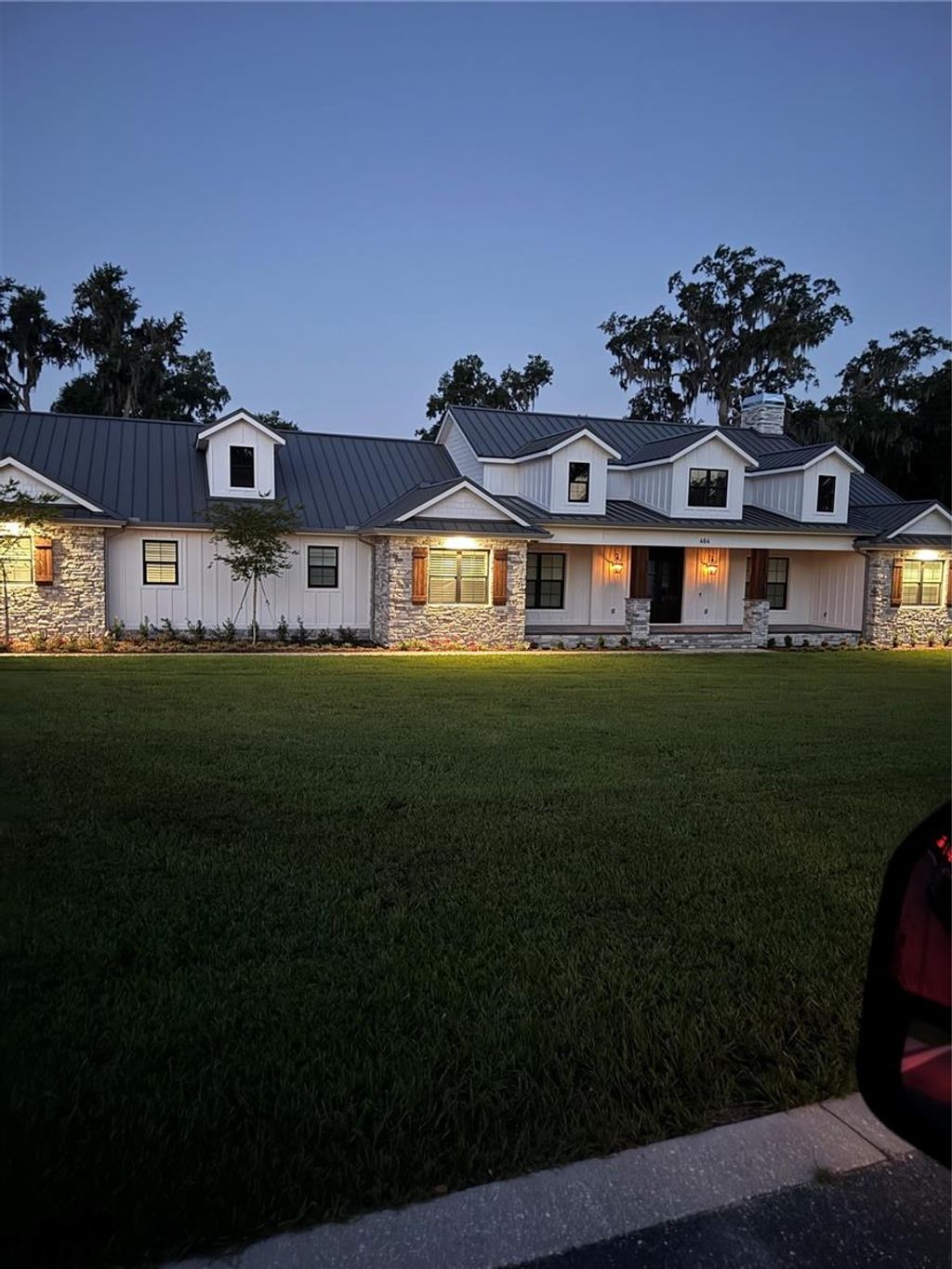 listing image 82