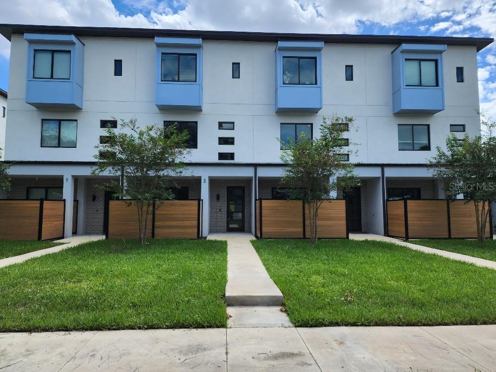 Situated in the Tampa Heights, this community has it all, with a ton of local eateries, breweries, entertainment, and much more!! Also, close to downtown Tampa and the beaches.
The interior of the home features a gorgeous open floor plan with several outdoor spaces perfect for entertaining. The home also feature a dumbwaiter system from the garage to the kitchen, a giant 13ft island and wood flooring throughout!
This home will not last!!
All residents are enrolled in the Resident Benefits Package (RBP) at a cost of $25/month, which includes HVAC air filter delivery (for applicable properties), utility concierge service making utility connection a breeze during your move-in, our best-in-class resident rewards program, credit reporting, and much more! More details upon application.
Lessee(s) are required to provide proof of liability insurance in the amount of $100,000, prior to occupancy. Property Management can provide the required coverage for an additional charge of $13.00/month or you can purchase coverage from your preferred provider.
INFORMATION IS DEEMED RELIABLE, BUT IS NOT GUARANTEED, AND SUBJECT TO CHANGE WITHOUT NOTICE.