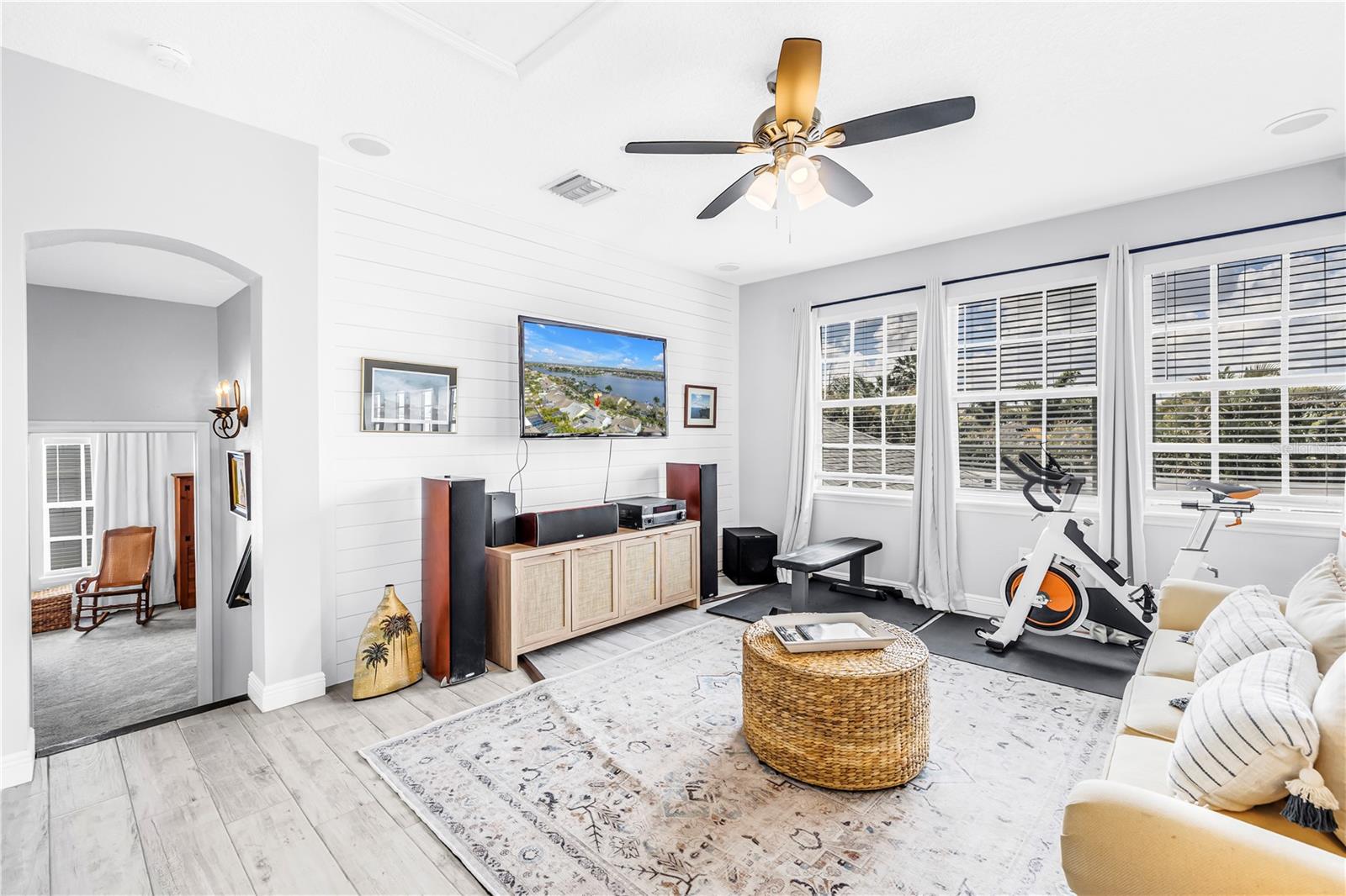 MIRABAY PH 3A-1 - Residential