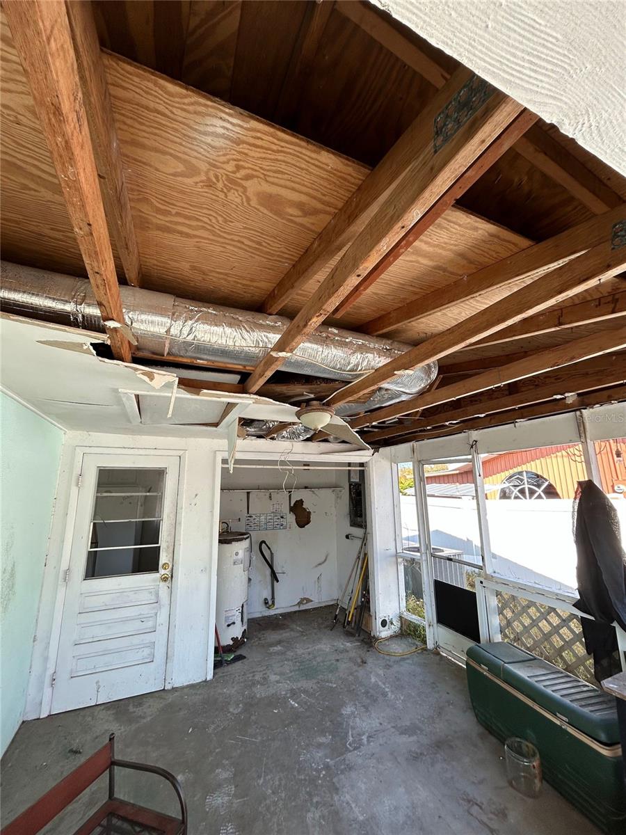 PINE LAKE - Residential