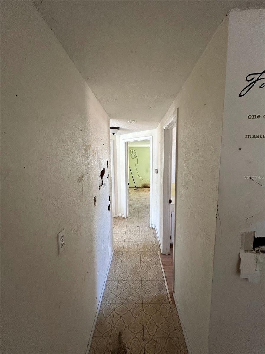 PINE LAKE - Residential