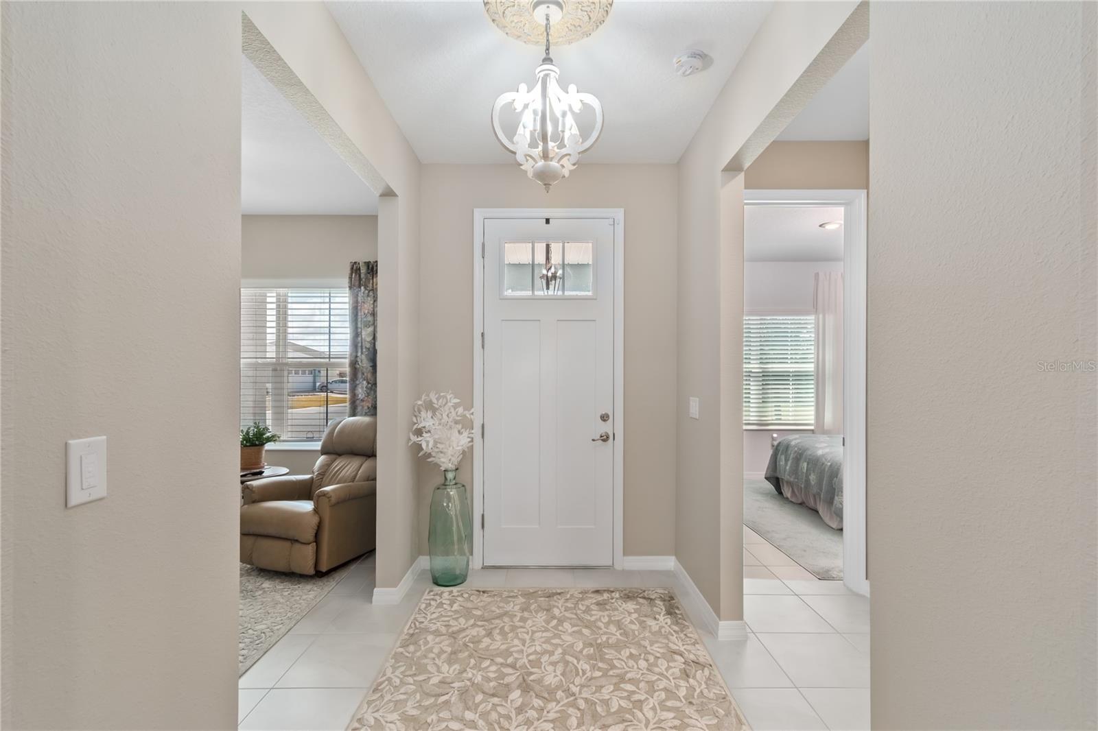 ON TOP OF THE WORLD - Residential