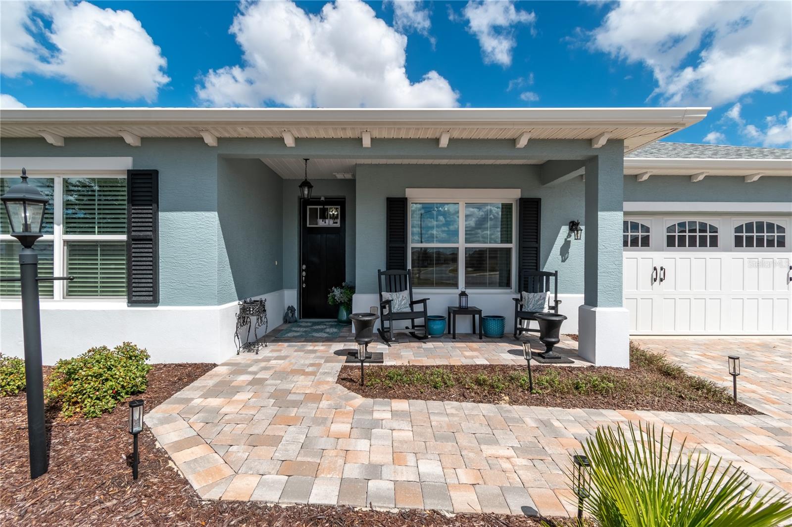 ON TOP OF THE WORLD - Residential