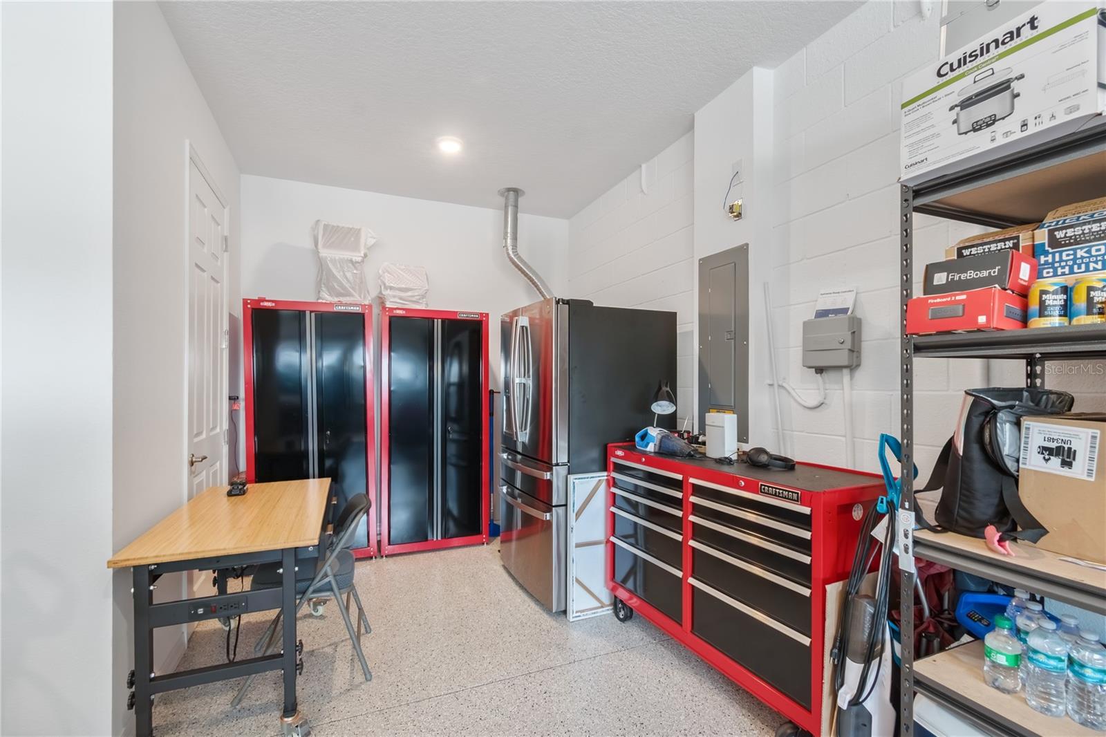 ON TOP OF THE WORLD - Residential