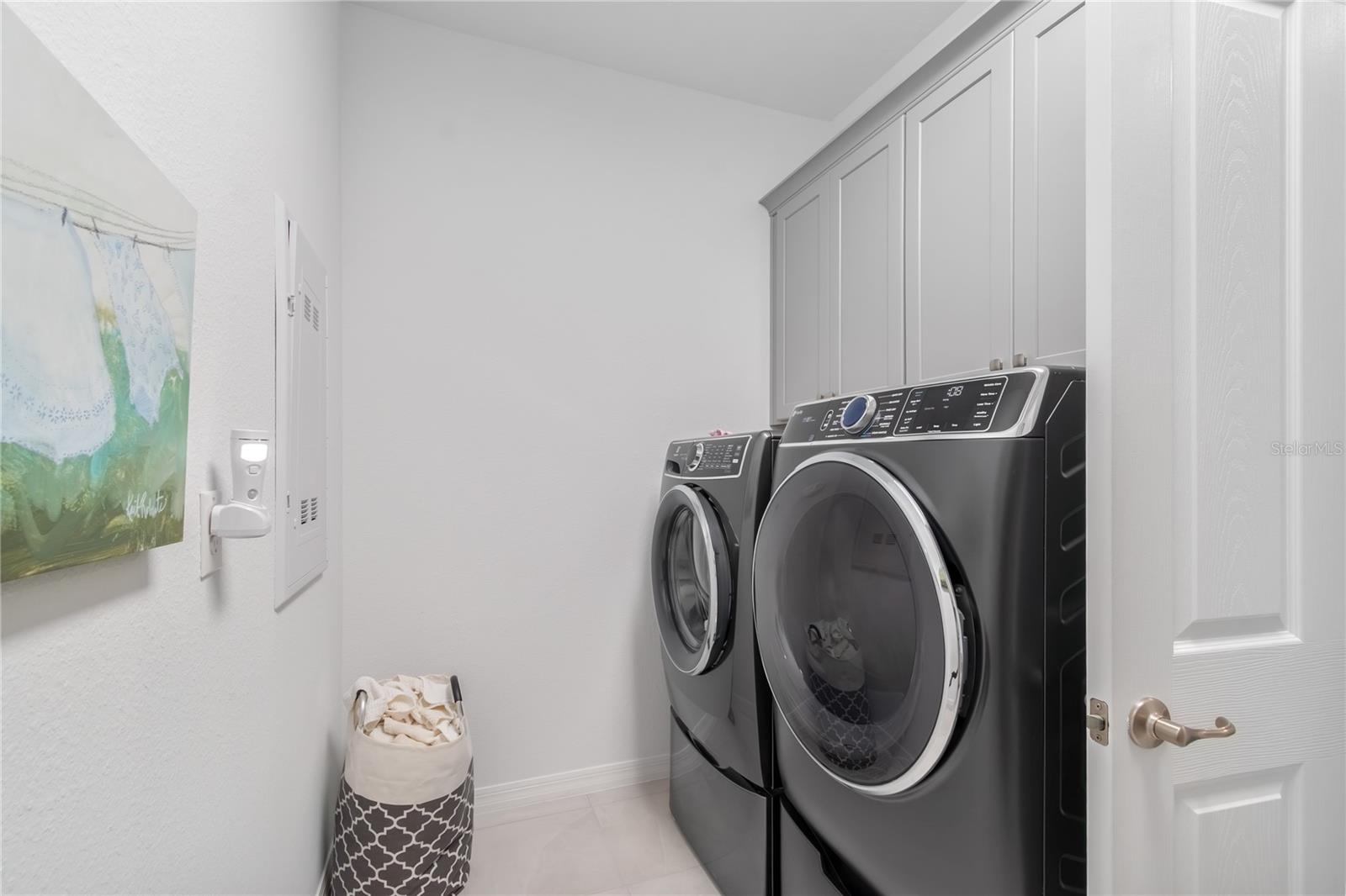 ON TOP OF THE WORLD - Residential