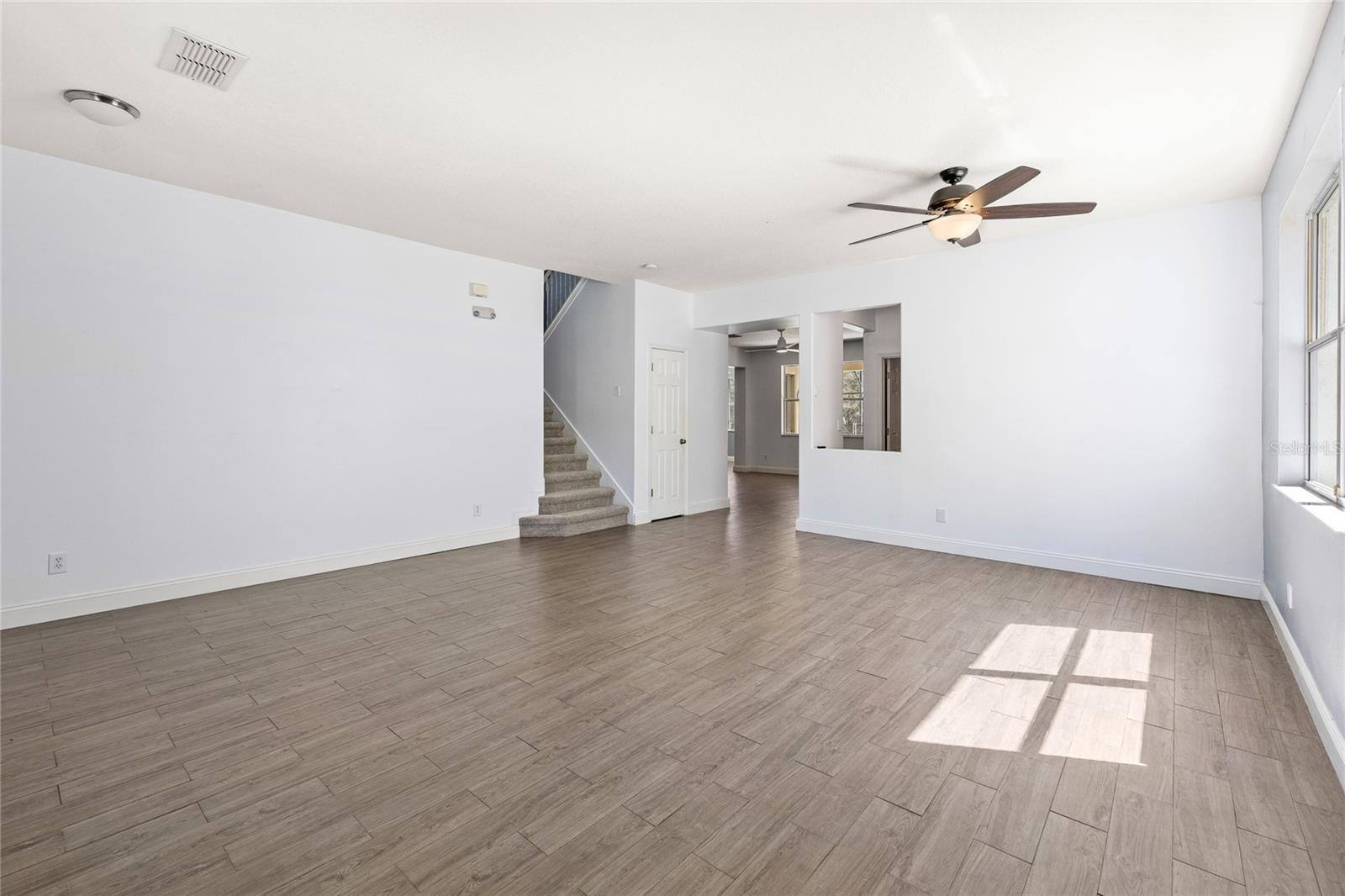 SUNRISE LAKES PH III SUB - Residential