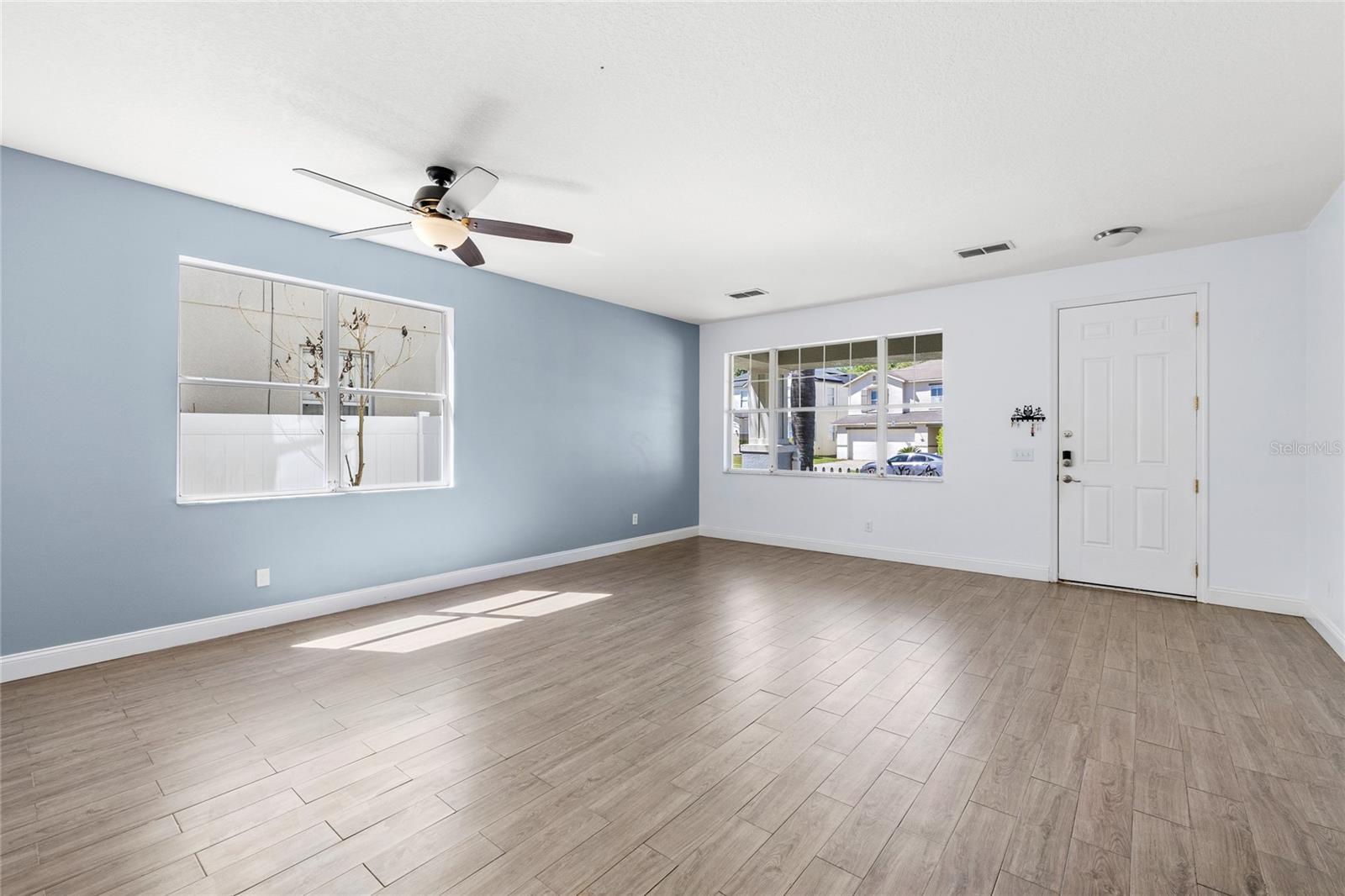 SUNRISE LAKES PH III SUB - Residential