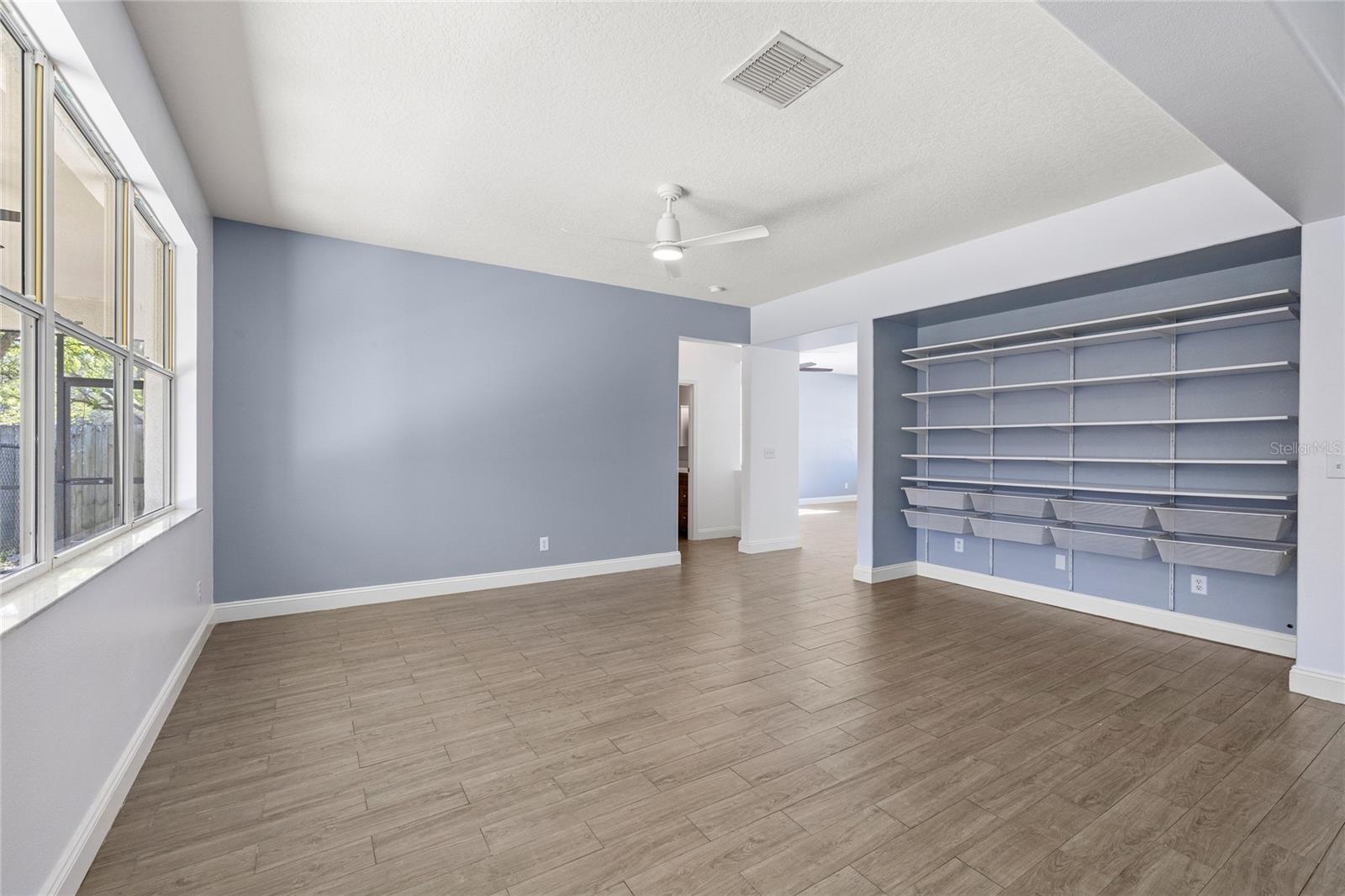 SUNRISE LAKES PH III SUB - Residential