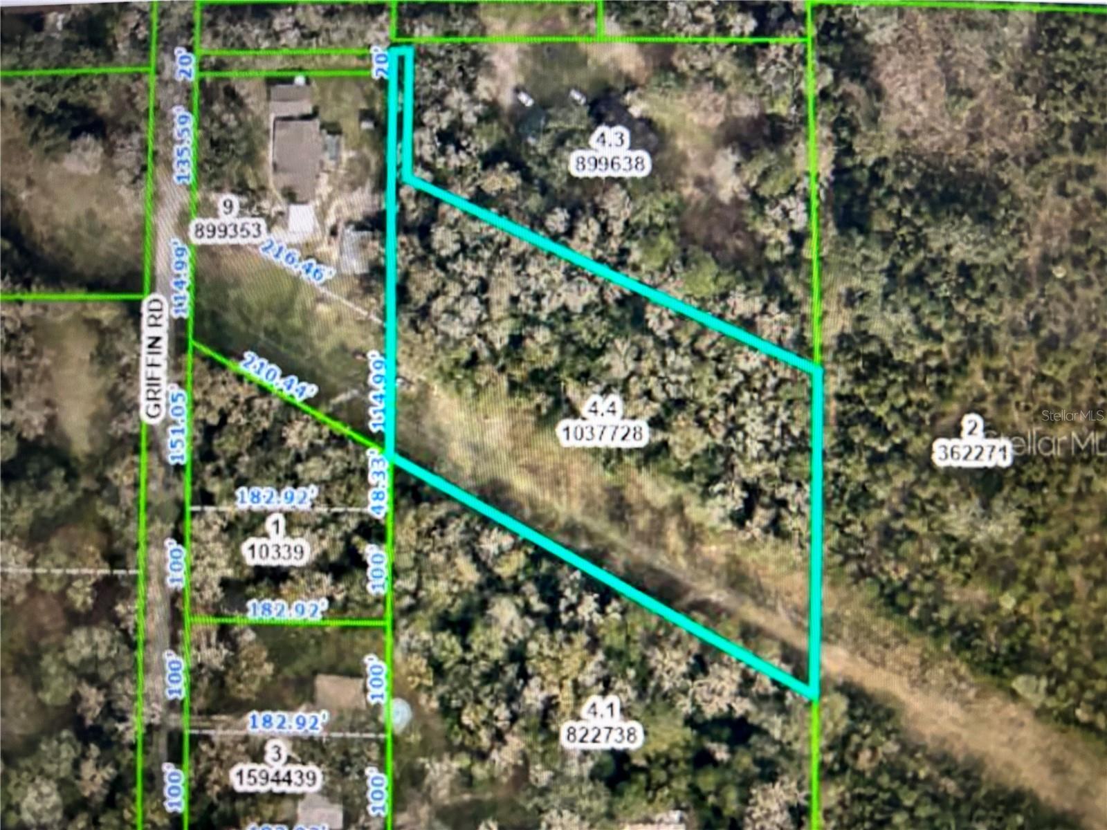 Peaceful 2.5 acre vacant lot ready for you to build your dream home on 1.5 acre. The other 1 acre is an easement with the electric company and can not be built on. No HOA or CDD fees, No Flood Insurance required. Plenty of room for your RV, Boat & Workshop. Minutes away from several Wildlife Parks. Perfect Buy Now, Build Your Dream Home providing you with the tranquility!!