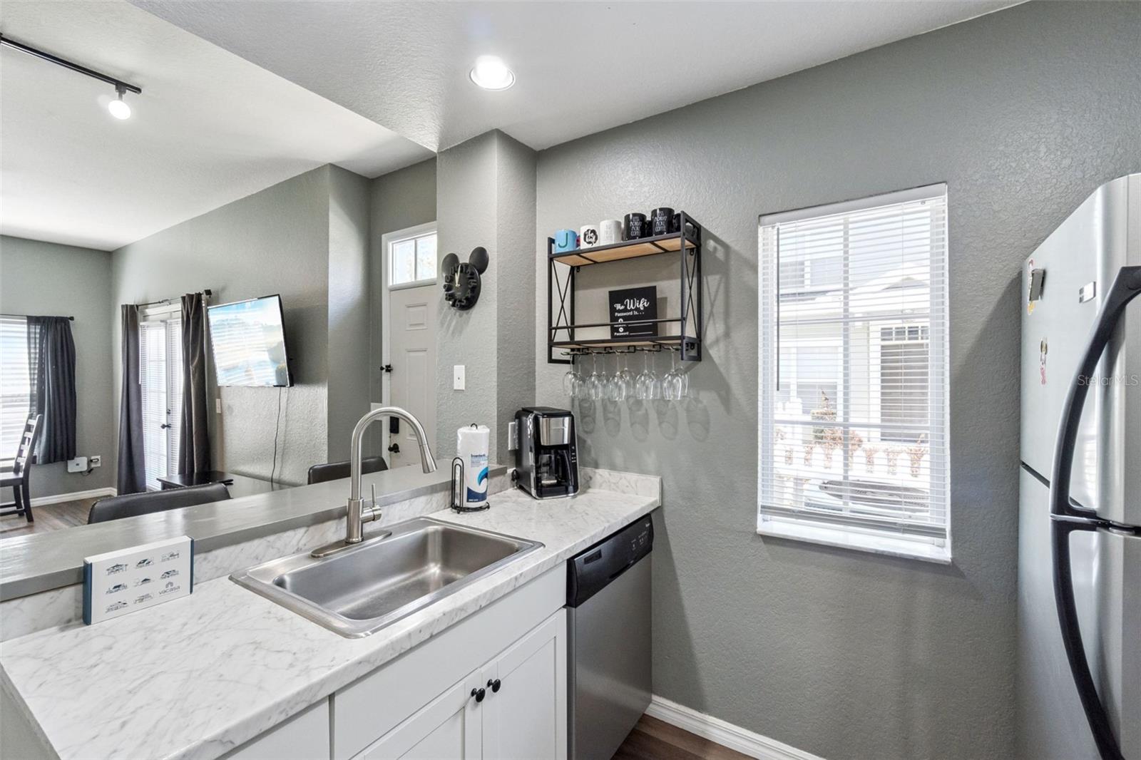 VENETIAN BAY VILLAGE CONDO PH 2 - Residential