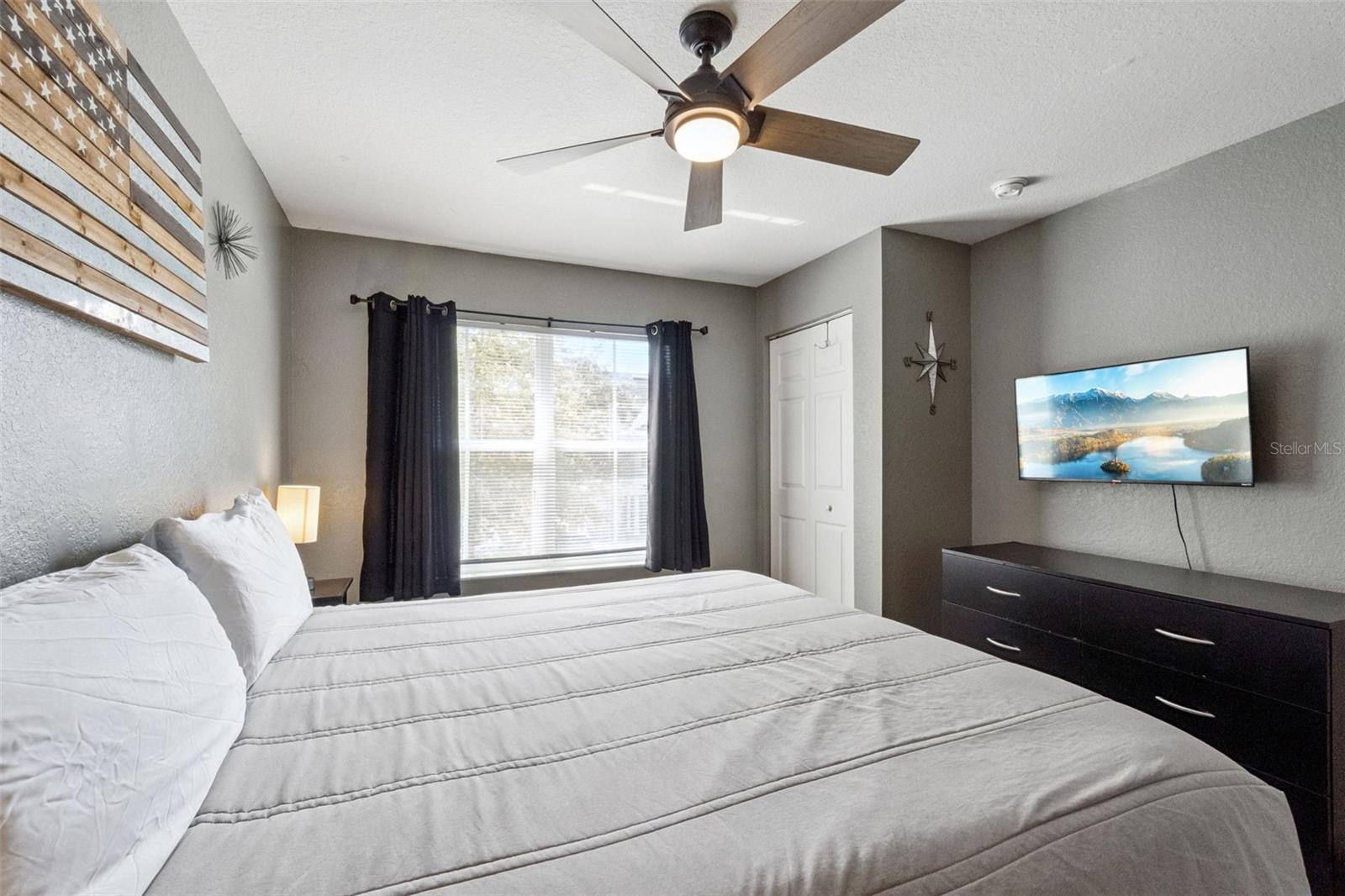 VENETIAN BAY VILLAGE CONDO PH 2 - Residential