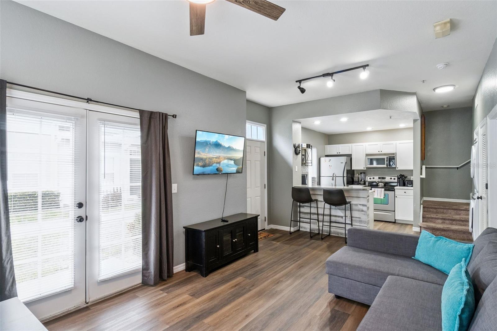 VENETIAN BAY VILLAGE CONDO PH 2 - Residential