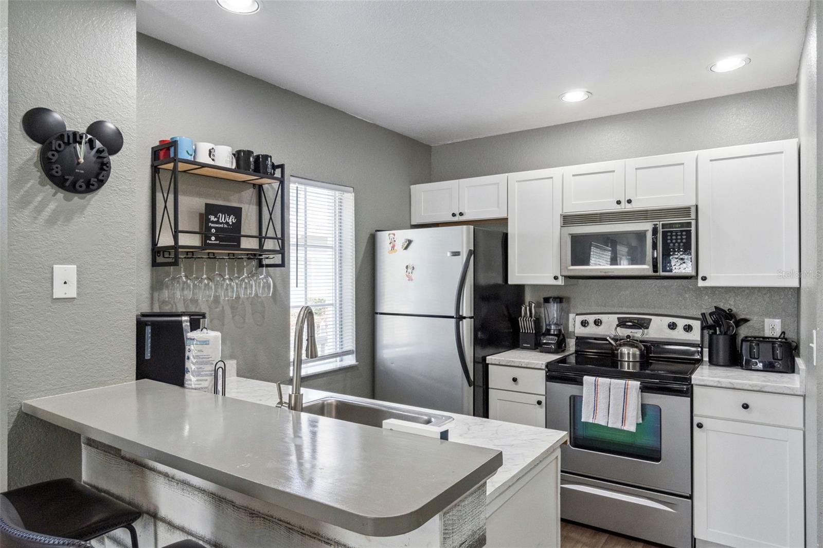 VENETIAN BAY VILLAGE CONDO PH 2 - Residential