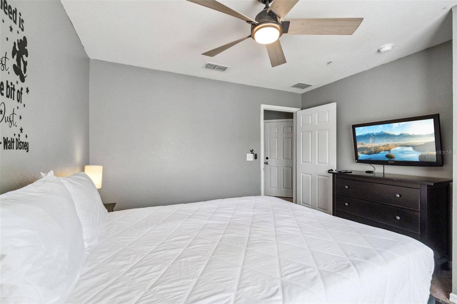 VENETIAN BAY VILLAGE CONDO PH 2 - Residential