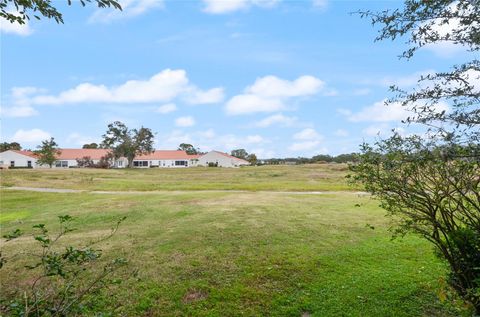 A home in LAKELAND