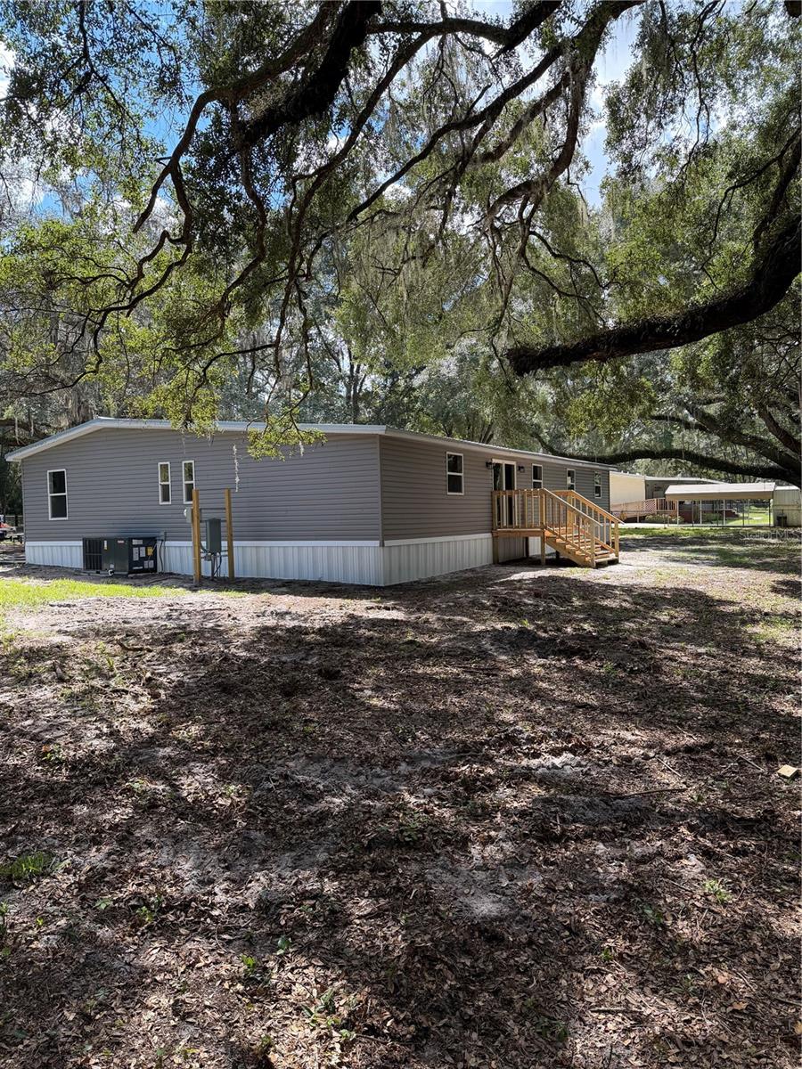 Photo of 22340 NE 77th Terrace Road, Citra, FL 32113 (MLS # R4912038)