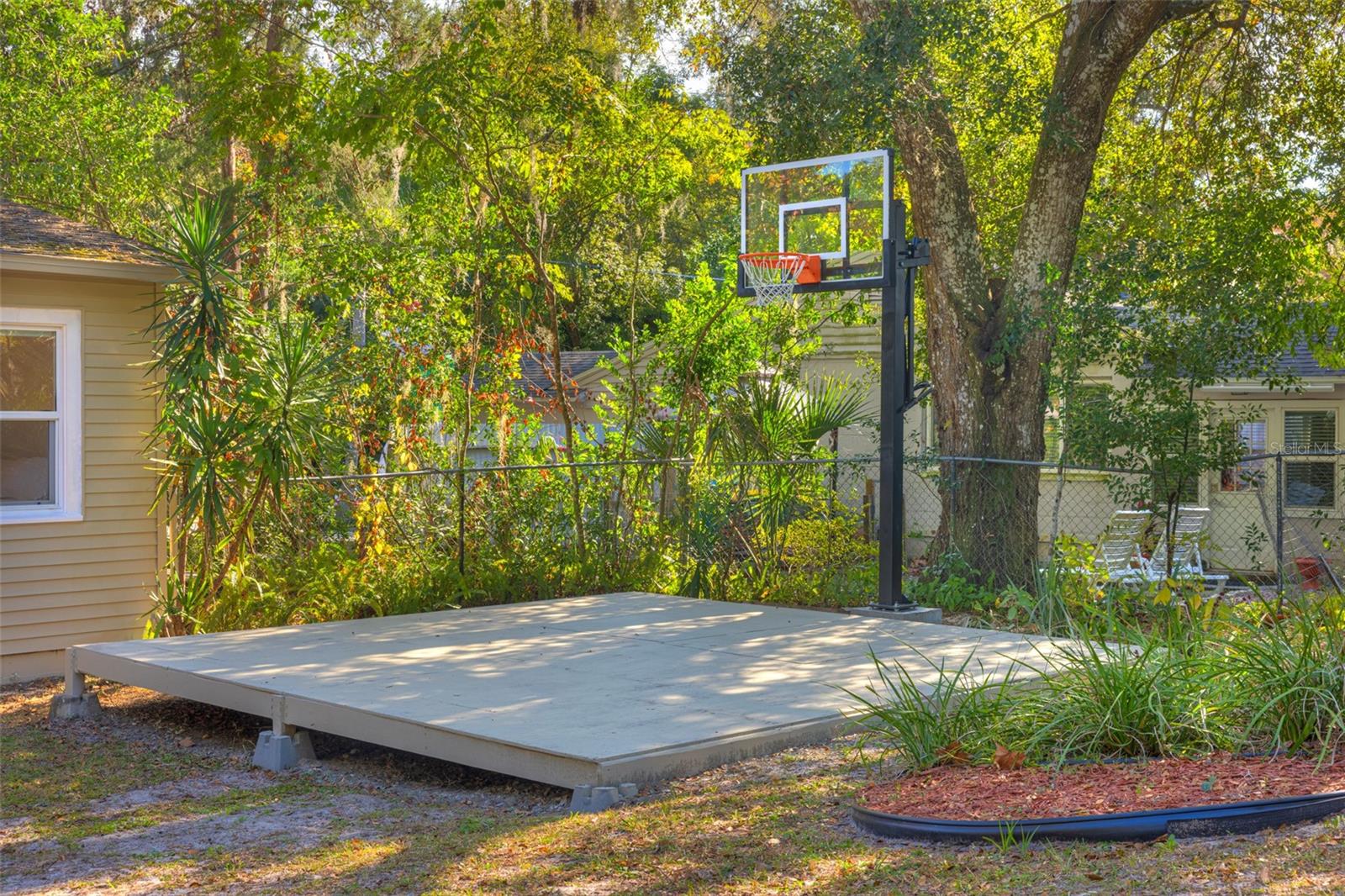 PINE HILLS BLKS 81-82 100 & 101 DELAND - Residential