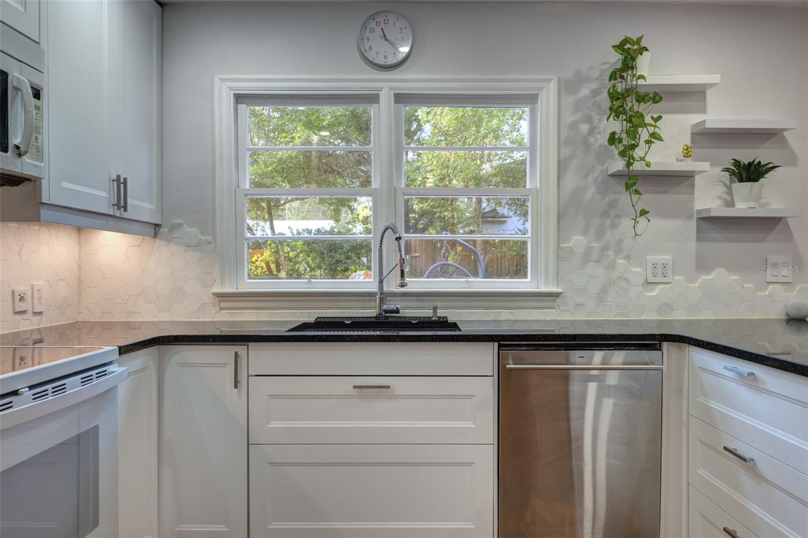 PINE HILLS BLKS 81-82 100 & 101 DELAND - Residential