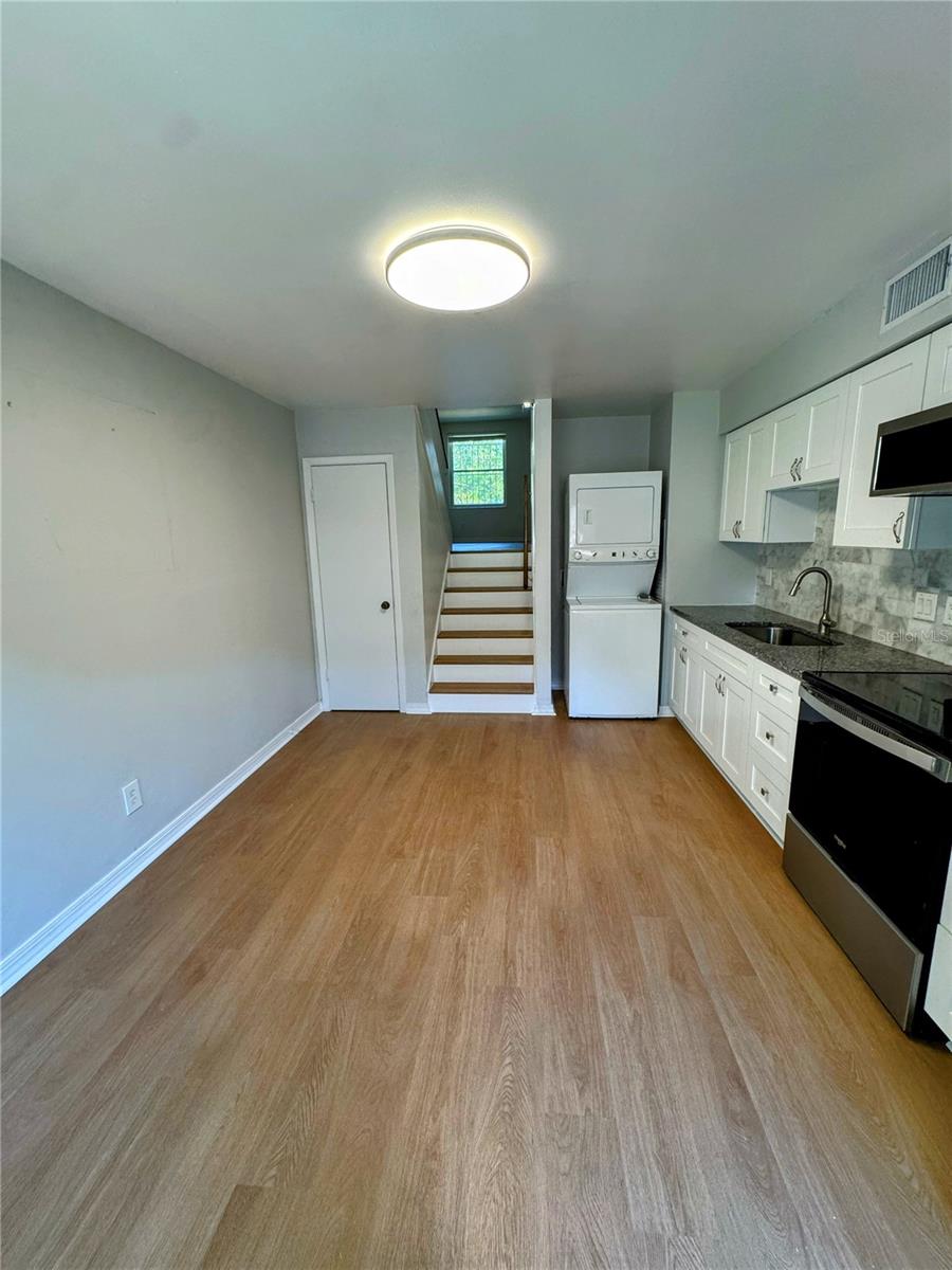 TAMPA VILLAS SOUTH UNIT 2 - Residential Lease