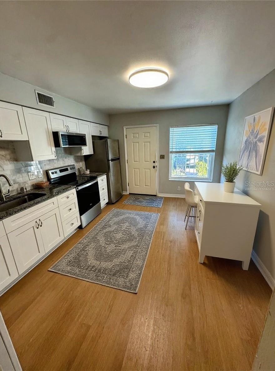TAMPA VILLAS SOUTH UNIT 2 - Residential Lease