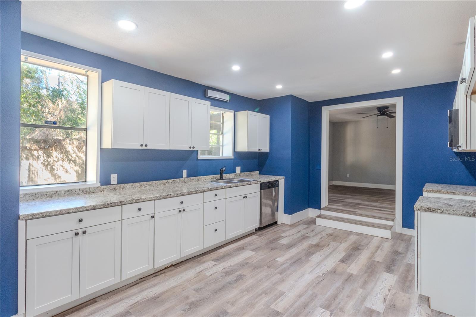 SE CENTER CC-4821 - Residential