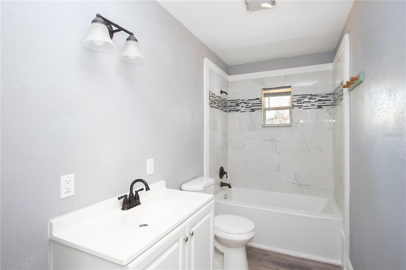 SE CENTER CC-4821 - Residential