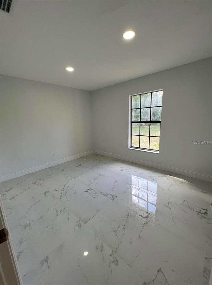 PLEASANT HILL HEIGHTS UNIT 02 - Residential Lease