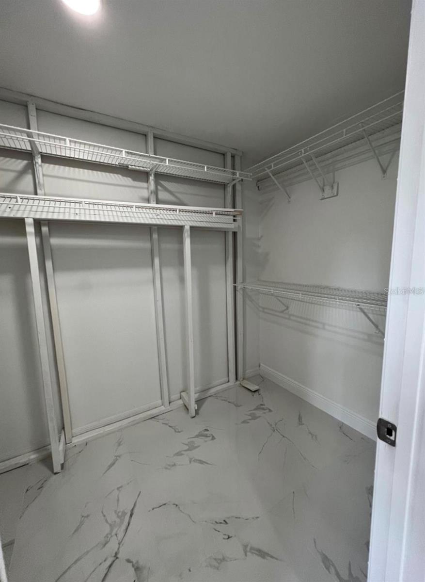 PLEASANT HILL HEIGHTS UNIT 02 - Residential Lease