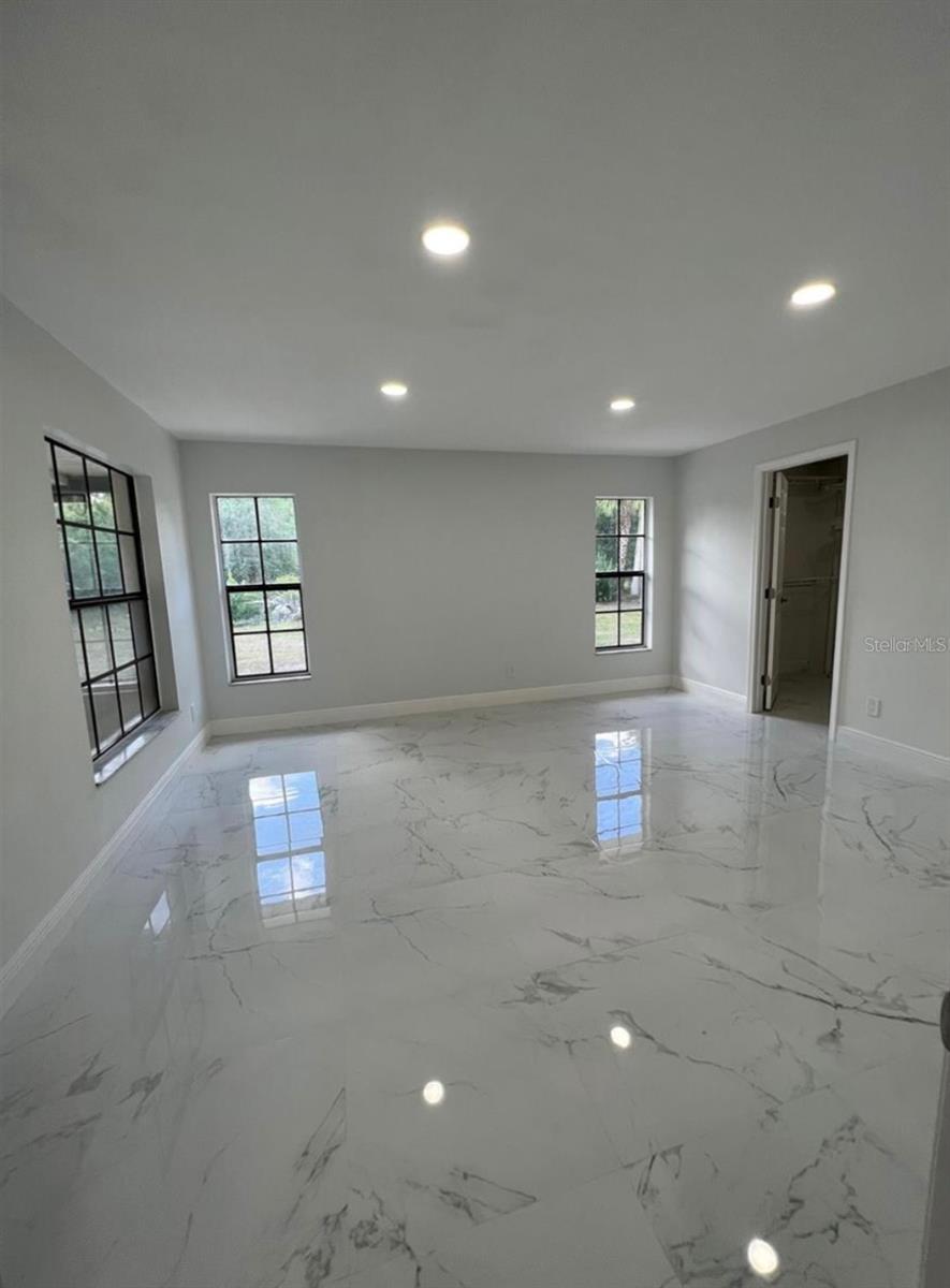 PLEASANT HILL HEIGHTS UNIT 02 - Residential Lease