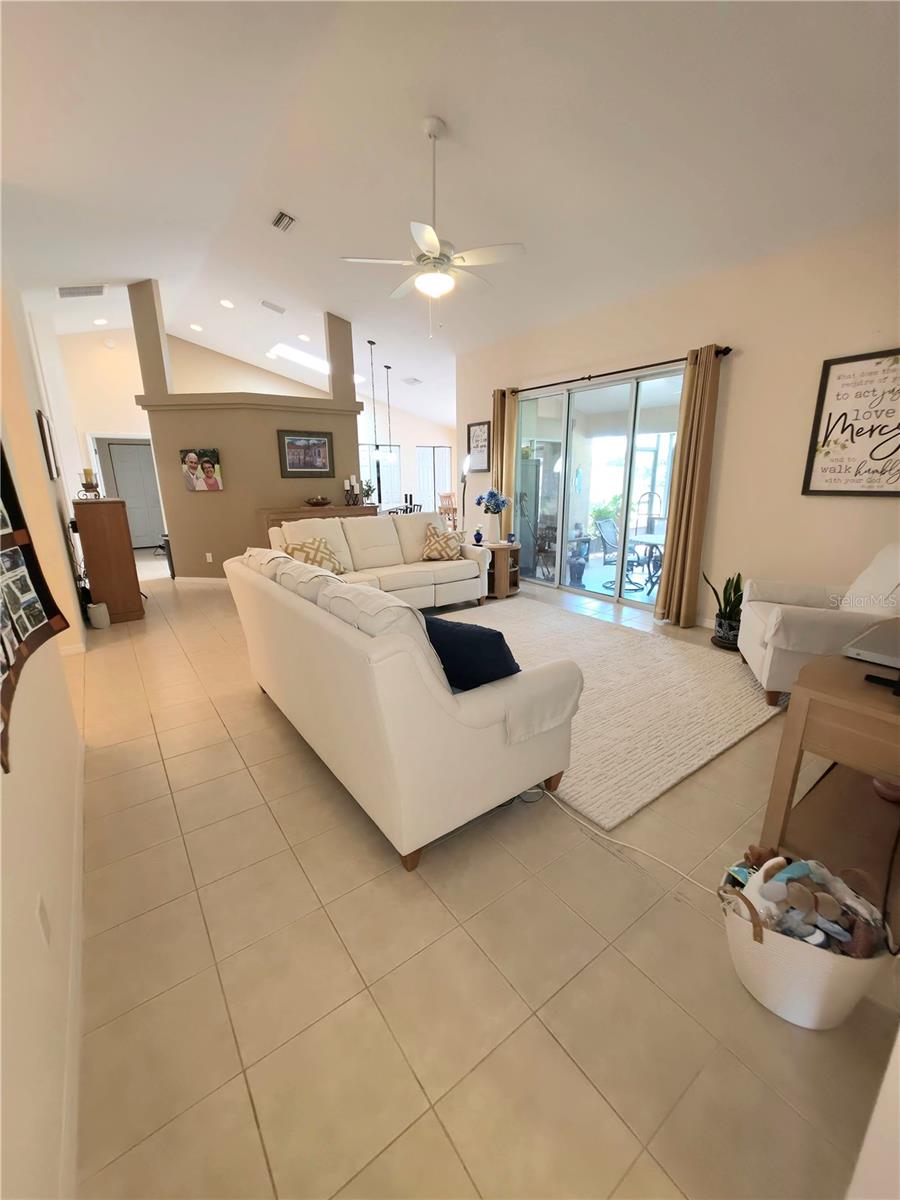 Photo of 3910 SW 103rd Street Road, Ocala, FL 34476 (MLS # OM730807)