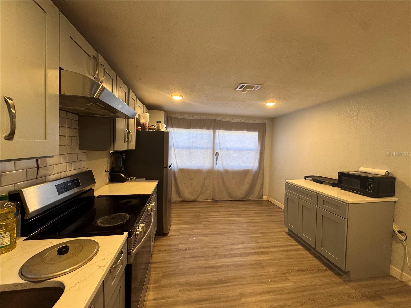 ZEPHYRHILLS COLONY CO - Residential