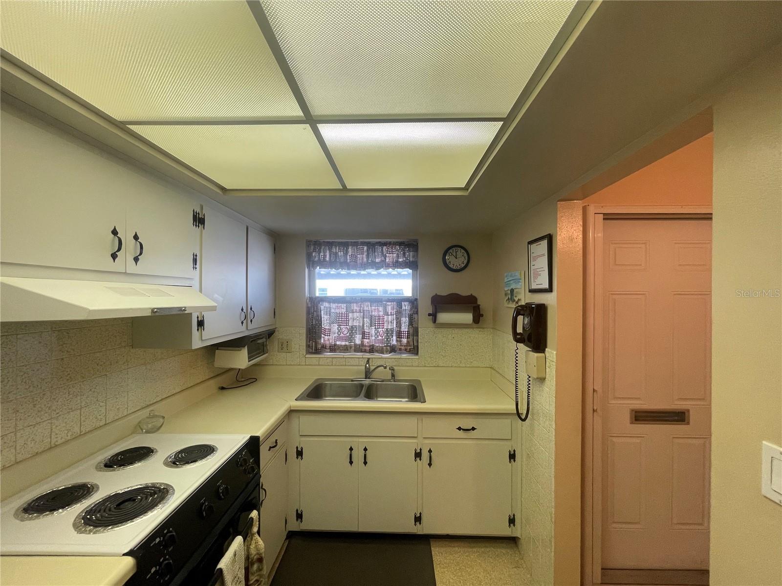 VILLAGER APTS - Residential