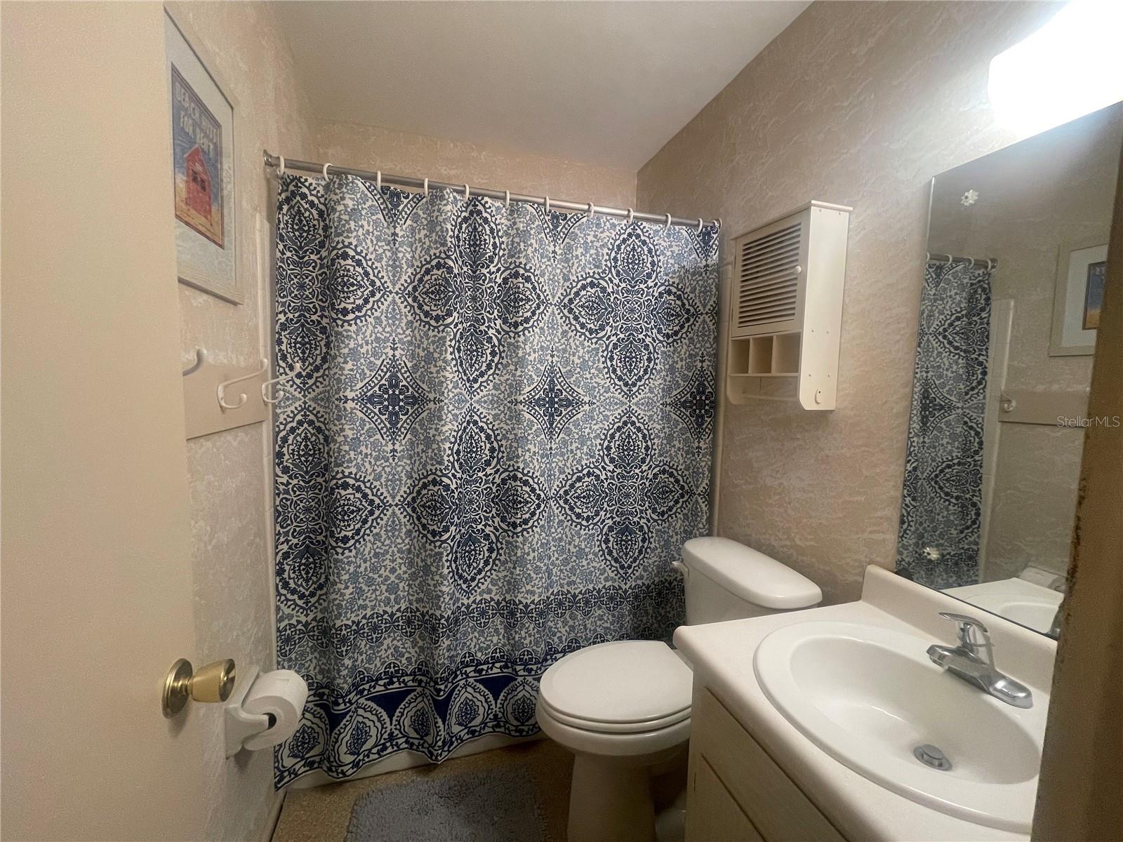 VILLAGER APTS - Residential