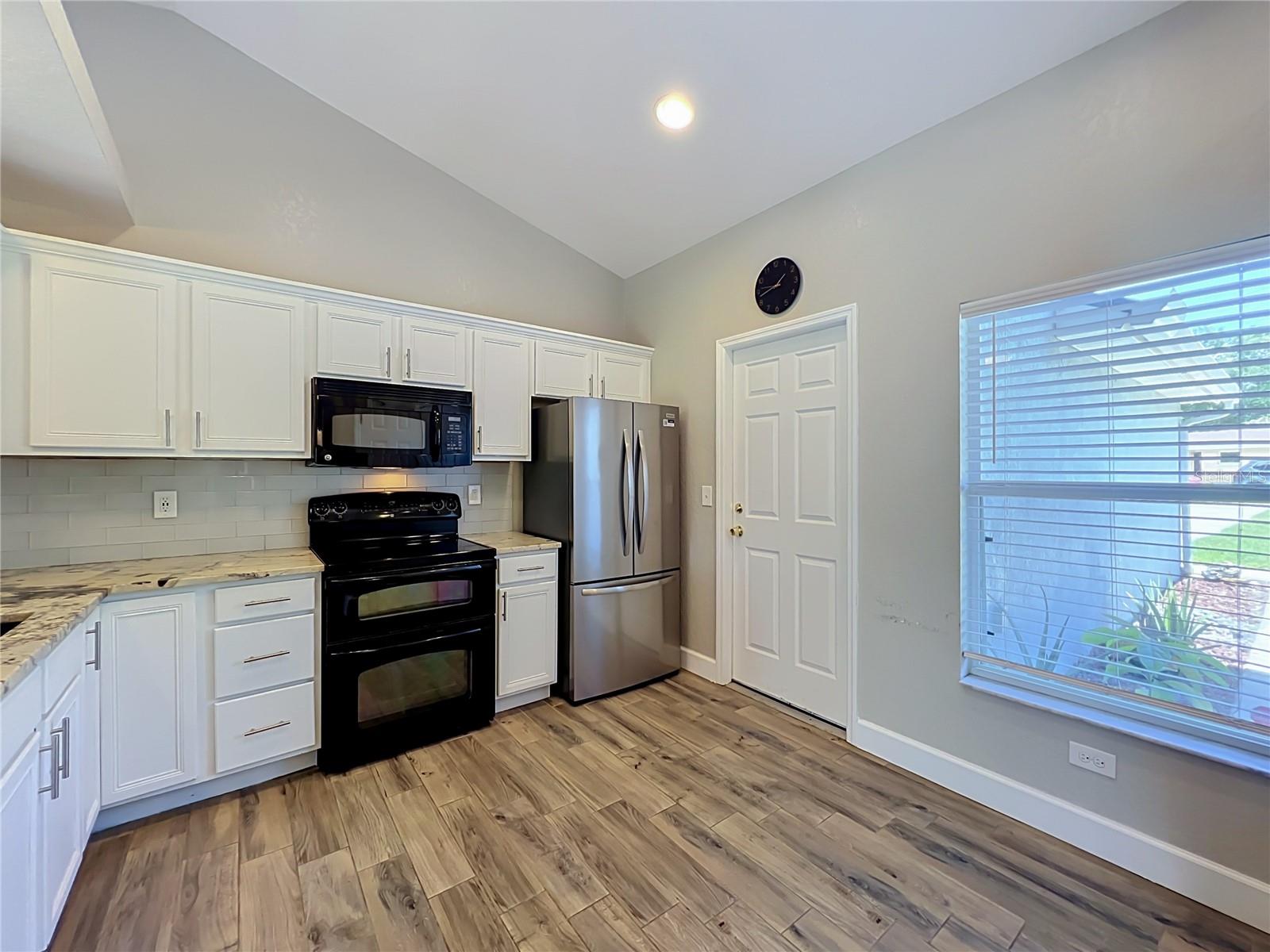1193 LAKE LUCERNE CIRCLE
